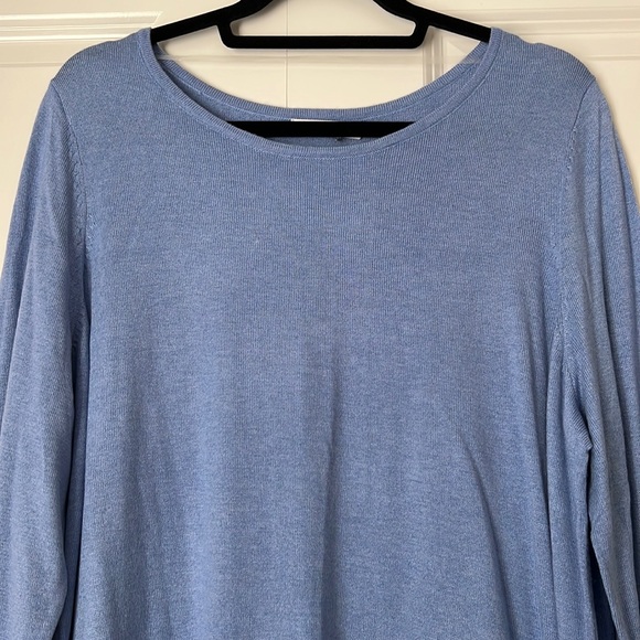 Super soft periwinkle blue lightweight knit tunic - Picture 1 of 3